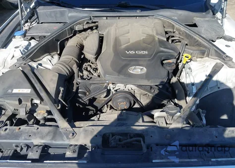 2015 Hyundai Genesis 3.8 z USA, uszkodzony, nr VIN KMHGN4JE2FU047254